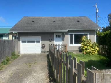 Main picture of 3215 Sherman Ave