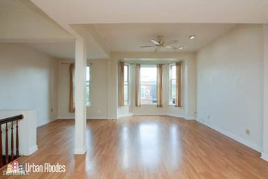 Main picture of 1473 W Erie St