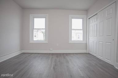 Main picture of 150 E Meehan Ave