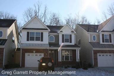 Main picture of 3026 Silver Charm Cir