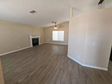 Main picture of 4932 Dunvegan Ct