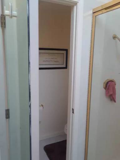 Main picture of 123 Woodstock Ct