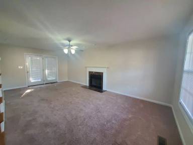Main picture of 213 Kristin Ave