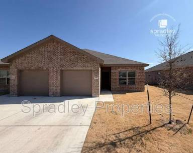 Main picture of 301 Juniper Dr