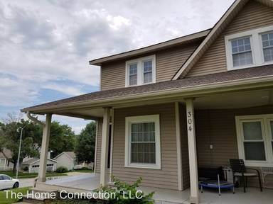 Main picture of 304 Corbin St