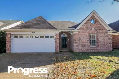 Main picture of 1192 Travers Ln
