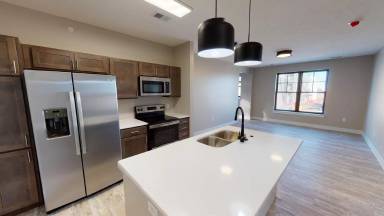 Main picture of 2014 University Dr