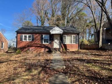 Main picture of 225 Terrace Ave