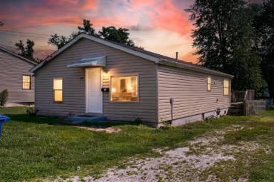 Main picture of 241 Kahl St Sellersburg, IN 47172