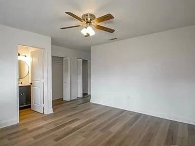 Main picture of 1128 E Grace St