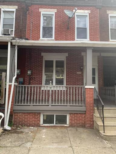 Main picture of 4329 Wayne Ave