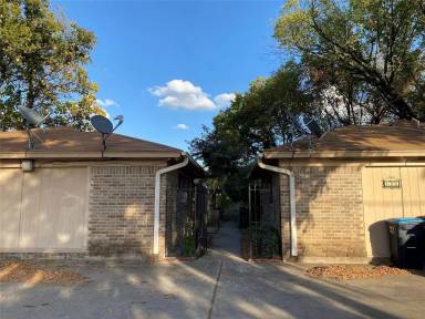Main picture of 106 Priddy Ln