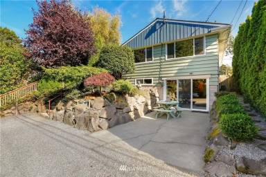 Main picture of 8744 16th Ave NW
