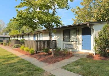 Main picture of 209 Meadowood Cmns