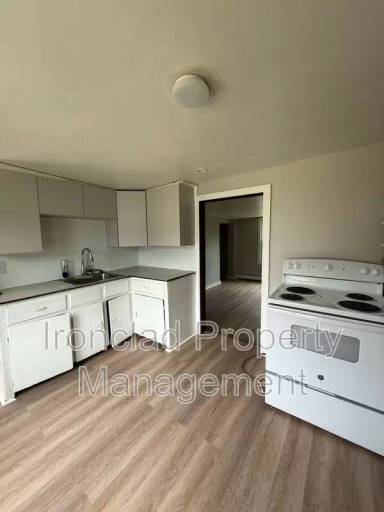 Main picture of 31 Warwick St