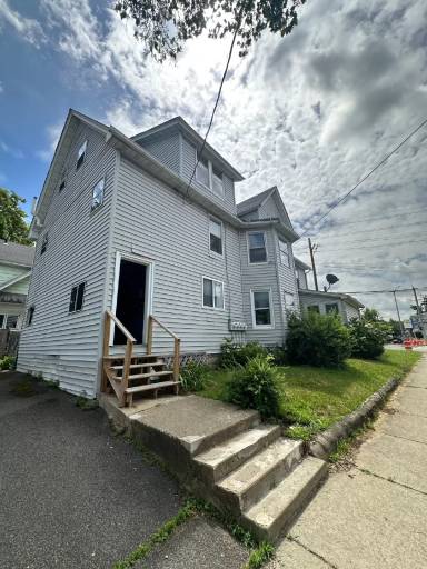Main picture of 1801 E Main St