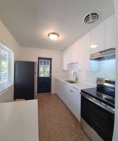 Main picture of 2322 W Texas Ave