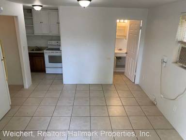 Main picture of 552 Fairmount Rd
