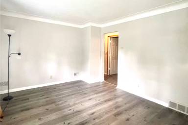 Main picture of 3144 Brigham St