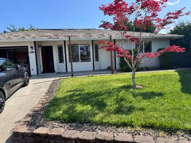 Main picture of 6246 SE Wicker Ct