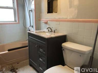 Main picture of 57 Sycamore St