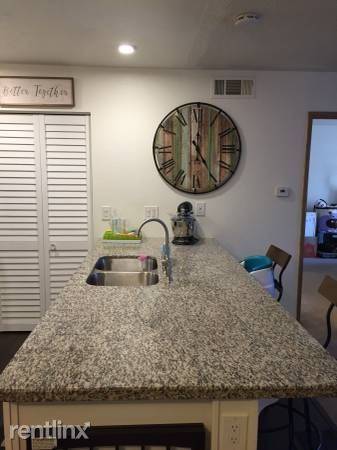Main picture of 21921 Rimhurst Dr