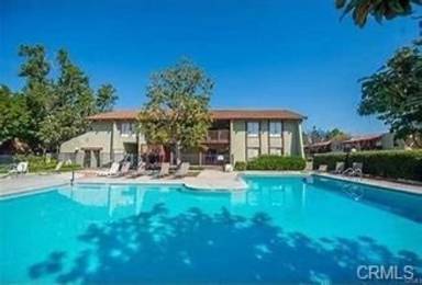 Main picture of MacArthur Village Condominiums