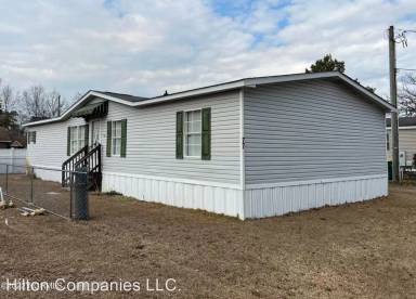 Main picture of 77 Maple Ave