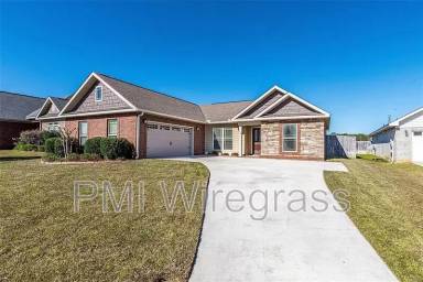 Main picture of 213 Greyfox Trl