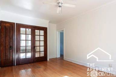 Main picture of 3815-23 N Greenview Ave