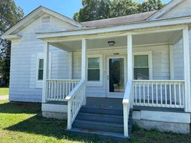 Main picture of 306 E Green St