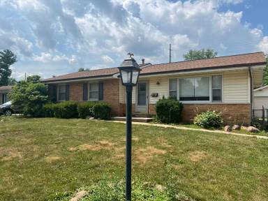 Main picture of 2437 Idlewild Dr