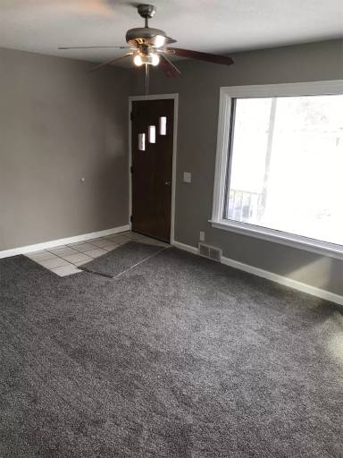 Main picture of 611 4th Ave