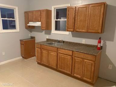 Main picture of 443 Fulton St