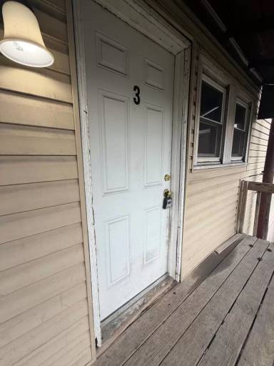 Main picture of 2423 Lincoln Ave