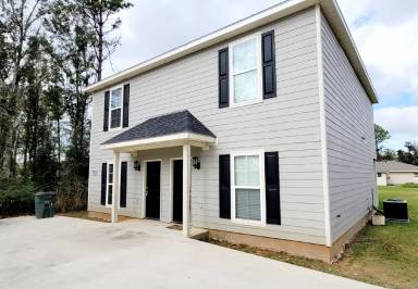 Main picture of 951 Tallow Rd