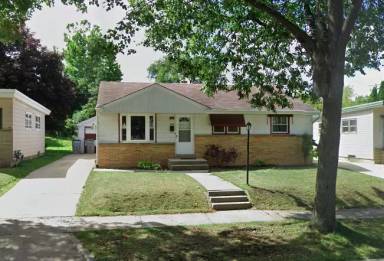 Main picture of 3883 N 83rd St