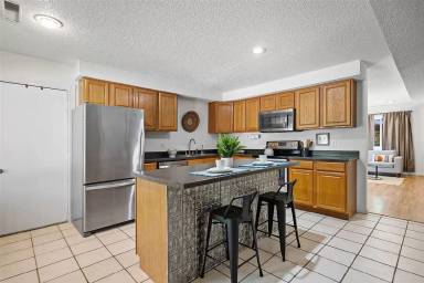Main picture of 1821 N Ridge Dr