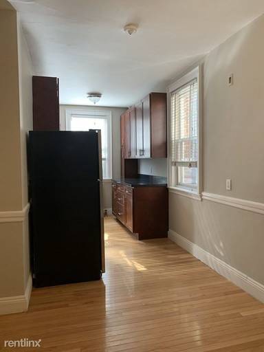 Main picture of 52 Strathmore Rd