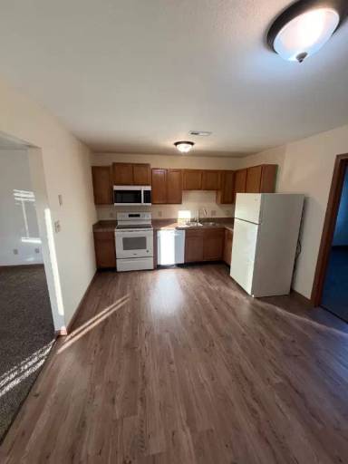 Main picture of 1015 N Saint Joe Dr