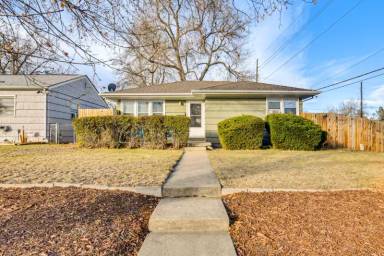 Main picture of 1397 Dallas St