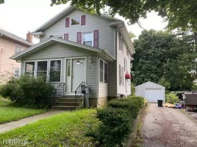Main picture of 333 N Grinnell St