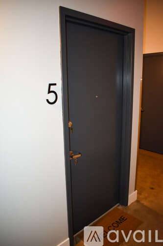 Main picture of 189 N Main St
