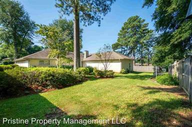 Main picture of 521 Berkshire Dr