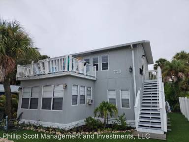 Main picture of 713 E Gulf Blvd