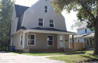 Main picture of 626 Atwood St NE