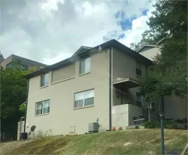 Main picture of 1010 Broadway Street