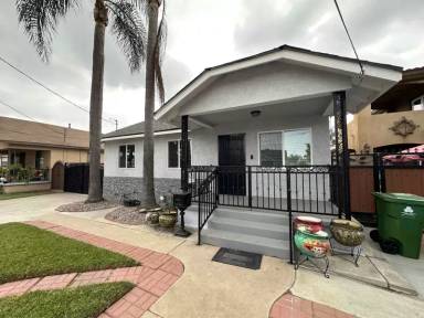 Main picture of 1229 Lagoon Ave