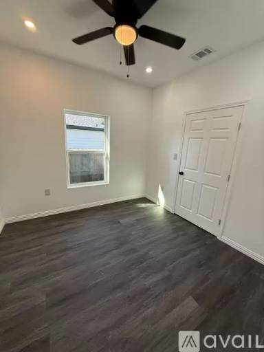 Main picture of 1438 W 6th Ave