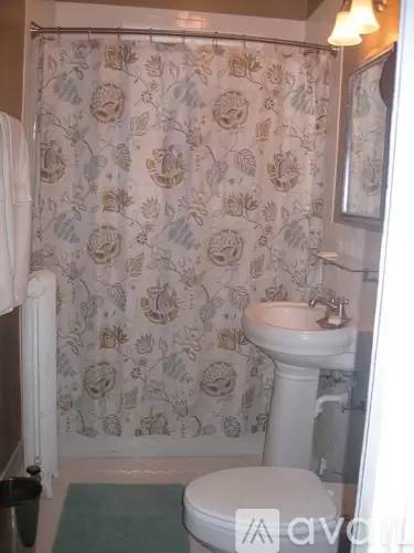 Main picture of 214 N Oak Park Ave